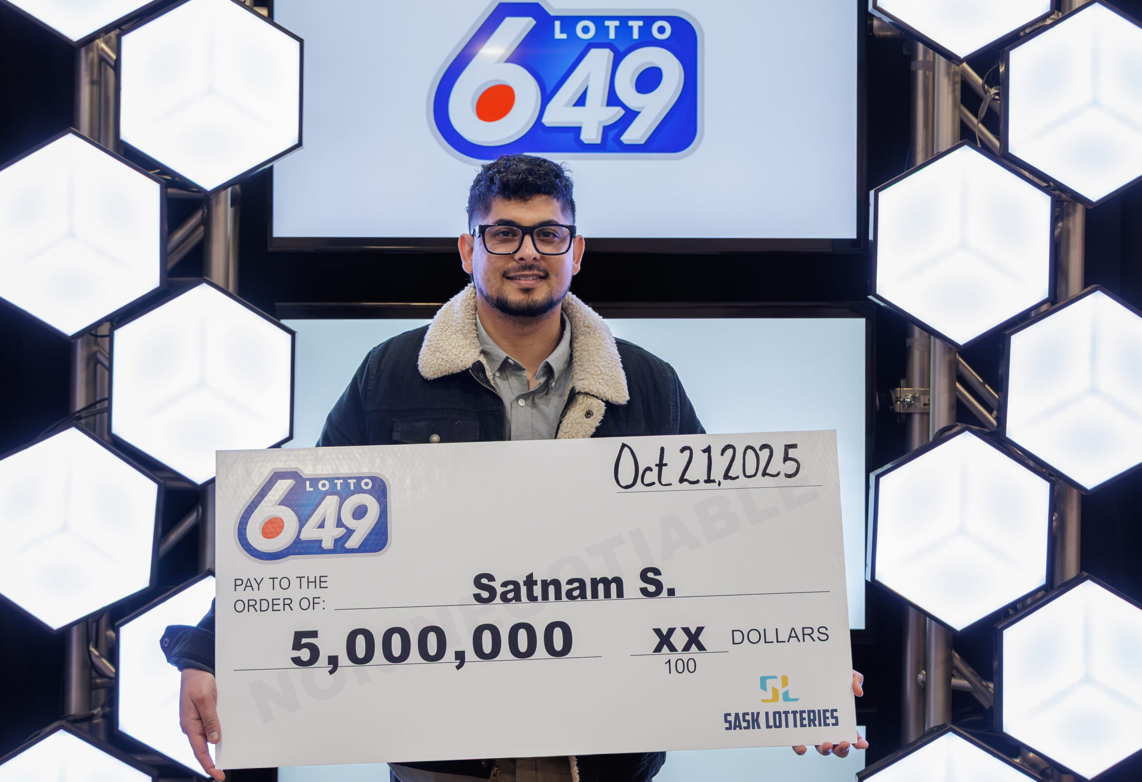 Lottery Winner Satnam Singh